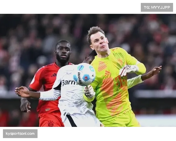 诺伊尔谈红牌事件 认为裁判沟通流程可优化